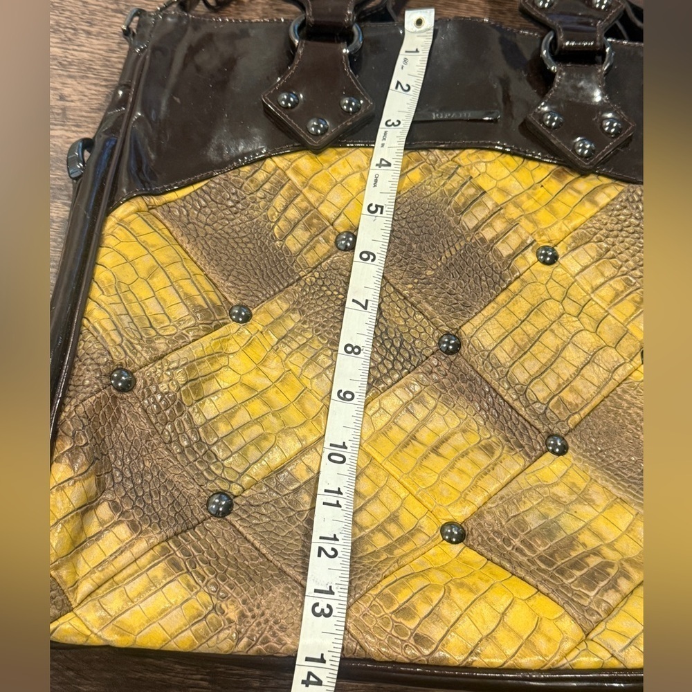 Yellow and Brown Geometric Shoulder Bag - Picture 4 of 8